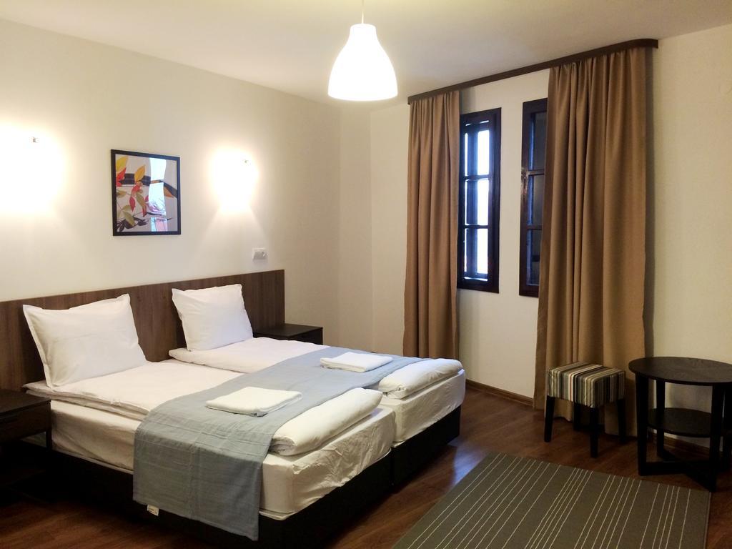 Hotel White House Veliko Tărnovo Camera foto