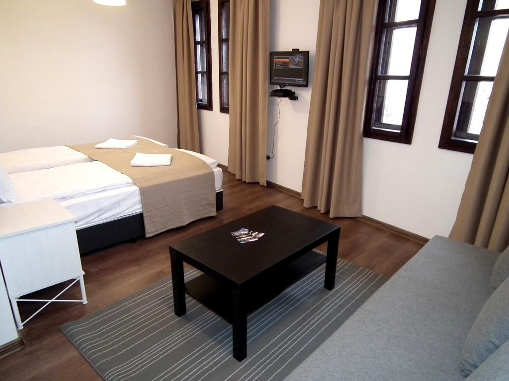 Hotel White House Veliko Tărnovo Camera foto